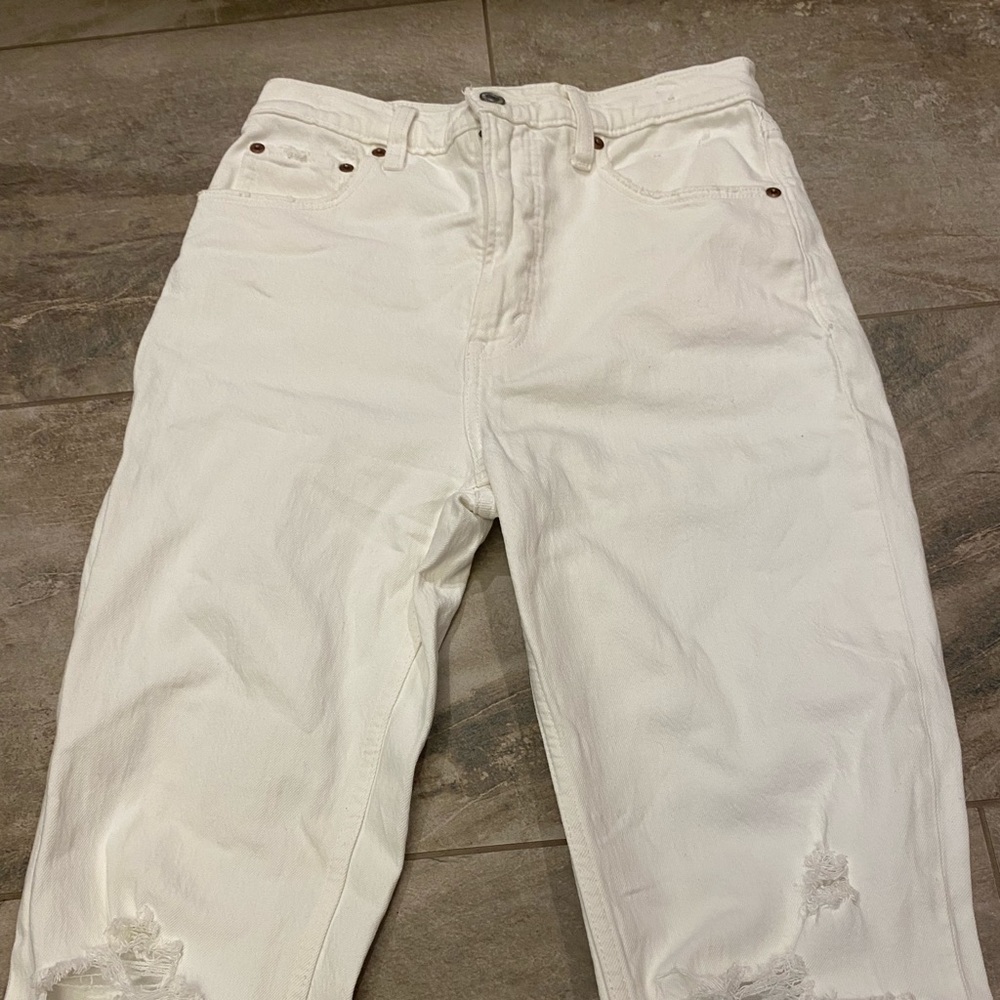 Abercrombie and Fitch Ankle Straight Jeans 27